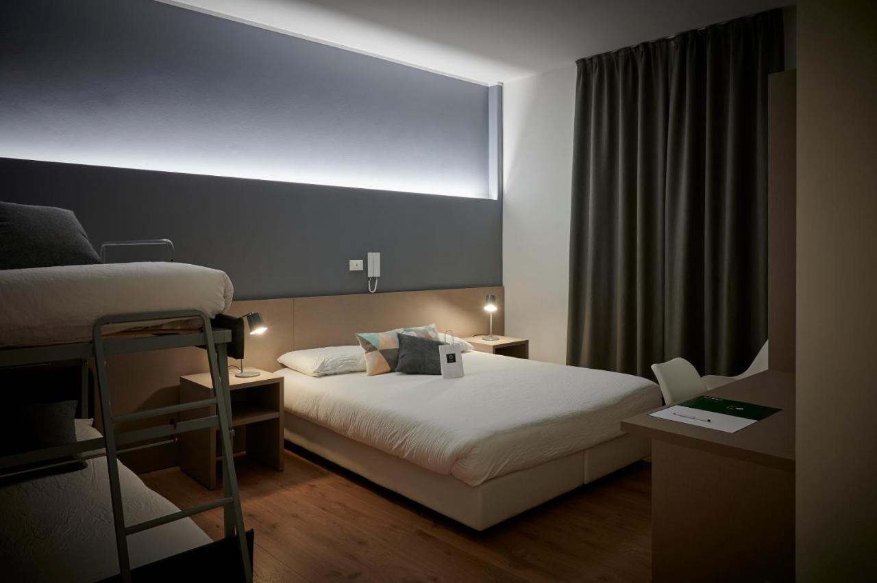 Hotel Lainez &