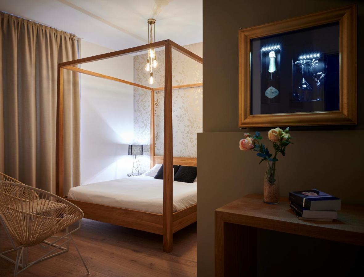 Hotel Lainez &