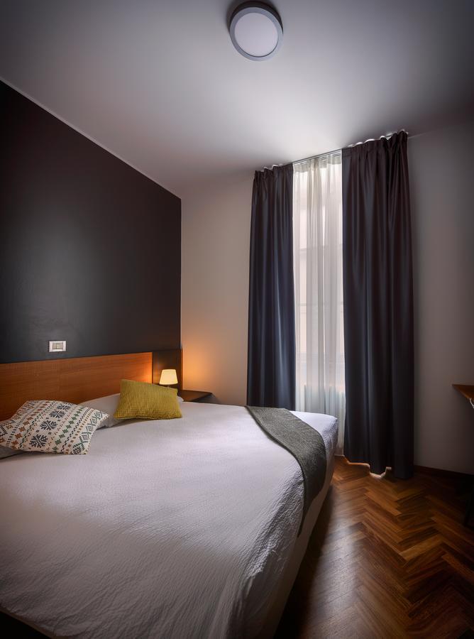 Hotel Lainez & 3*